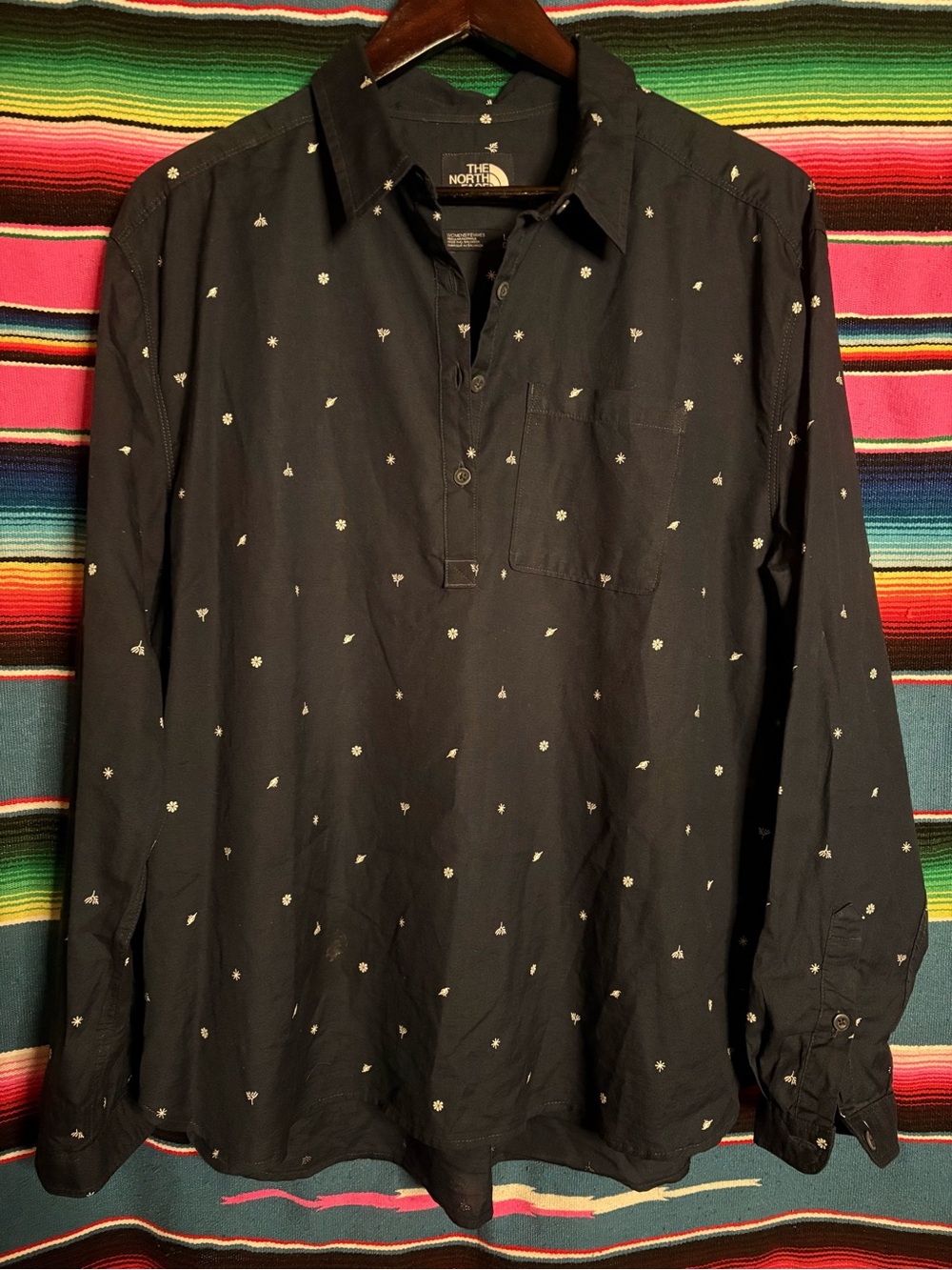 The North Face Women’s Navy Long-Sleeve Patterned Pullover Shirt